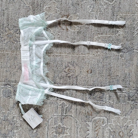 NWT Victoria Secret Lingerie sz XS/S - Picture 2 of 2